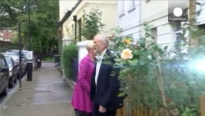 Corbyn se apoya en mujeres pero da más poder a los hombres