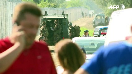 Les derniers migrants passent la frontière Serbo-hongroise
