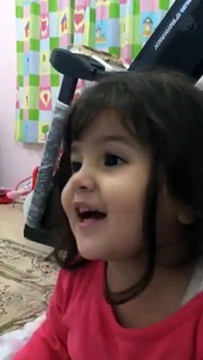 Cute Little girl Reciting Sureh Naas