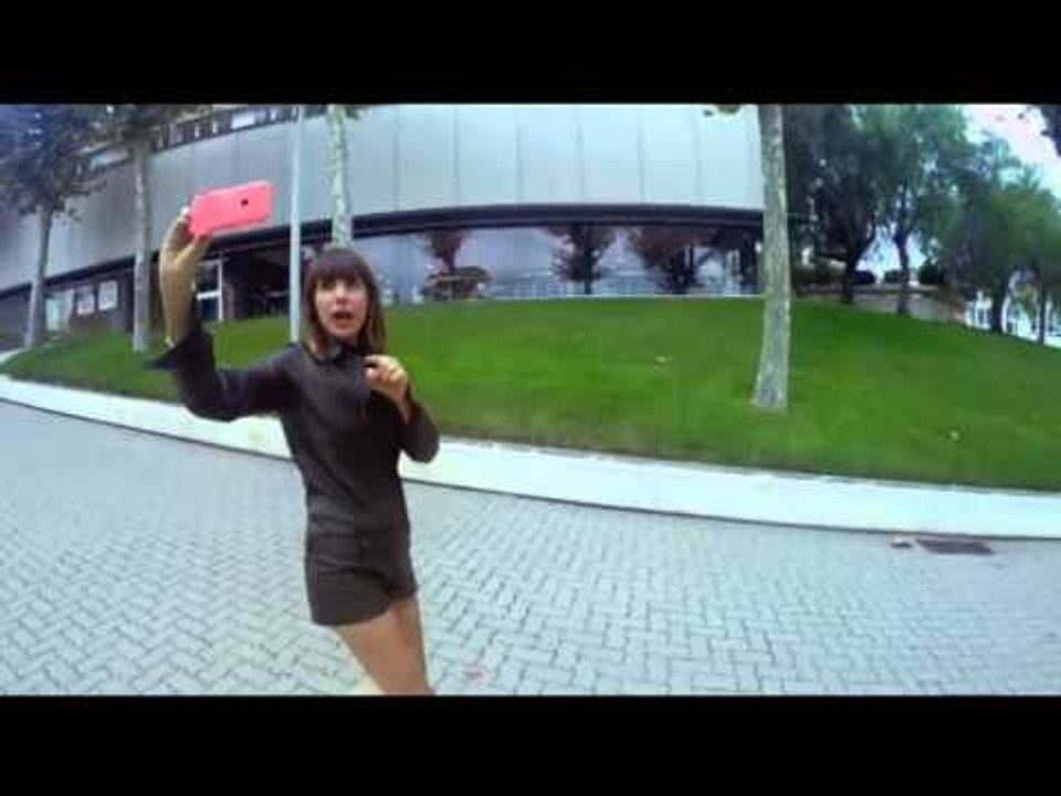 TV3 - Divendres - La crida "Divendres", amb Bibiana Ballbè