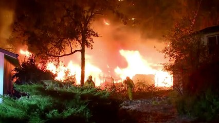 Incêndios mantêm Califórnia em estado de emergência