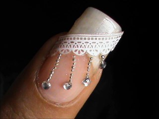 Elegant Nail Art - How to Do Easy Nail Designs?