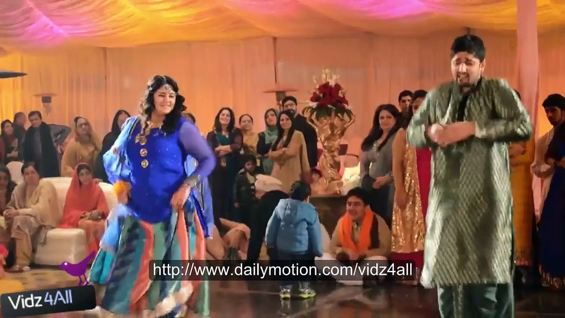⁣Pakistani wedding best dance amazing dance mix songs vidz4all