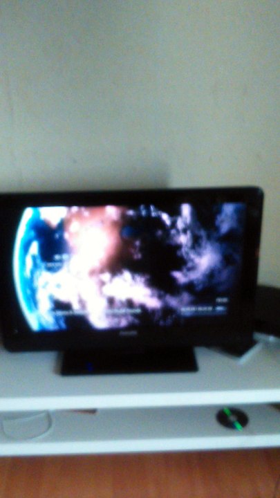 wtf dagt ik lekker chillen met muziek.En dan weer de sublieme berichten dus hardcore lief hebbers stop de hate  jullie weten niet eens dat jullie geliefde stijl verneukt is. Daarom ik schijt op  commerciële shit. terror heeft minder global things..