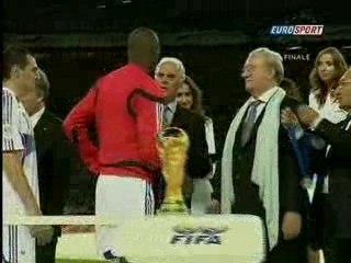 Remise des médailles et de la coupe