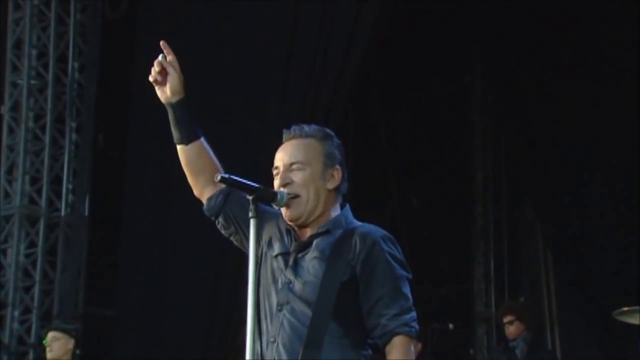 Bruce Springsteen - Born In The U.S.A. (Pro-Shot - Hard Rock Calling 2013)