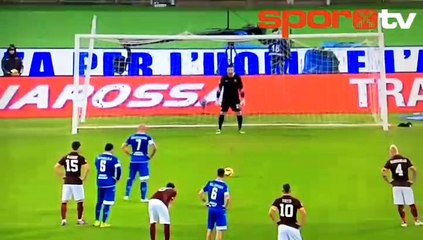 Roma zirveden kopuyor!