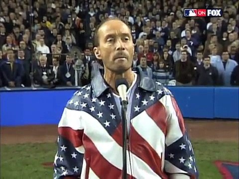 2001 WS Gm4 Lee Greenwood sings God Bless the USA