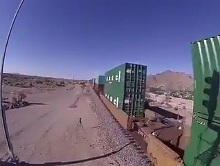 ভিডিও তে দেখুন পৃথিবীর সবচেয়ে বড় ট্রেইন ... দেখতেই থাকবেন,  শেষ হবেনা