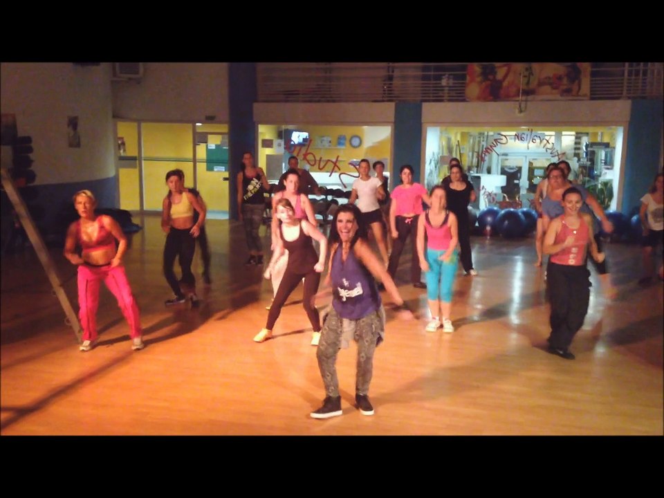Chorégraphie Djembel Dance au Fitness Studio de Pau.