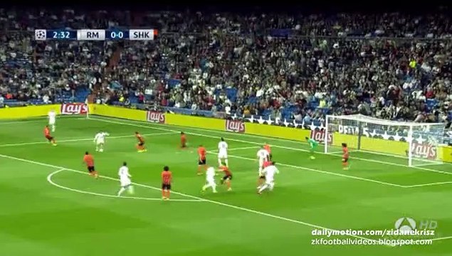 Isco Amazing Curve Shot Chance _ Real Madrid v. Shakhtar Donetsk 15.09.2015 HD