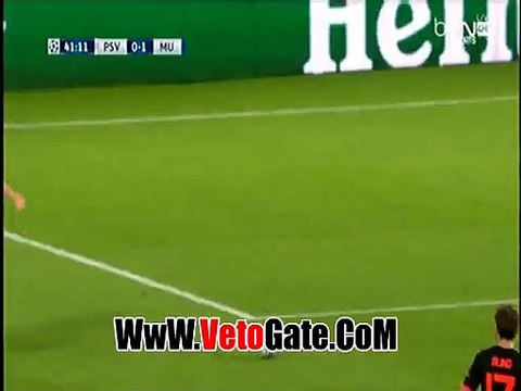 ديباى يتقدم بالهدف الاول للمان يونايتد فى أيندهوفن