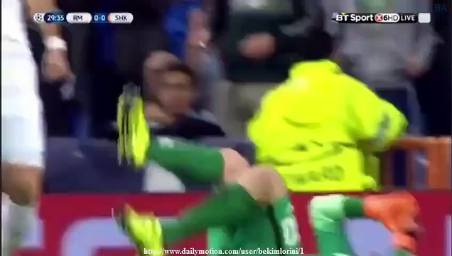 Benzema GOAL Real Madrid vs Shakhtar (0-1) _ UCL 2015