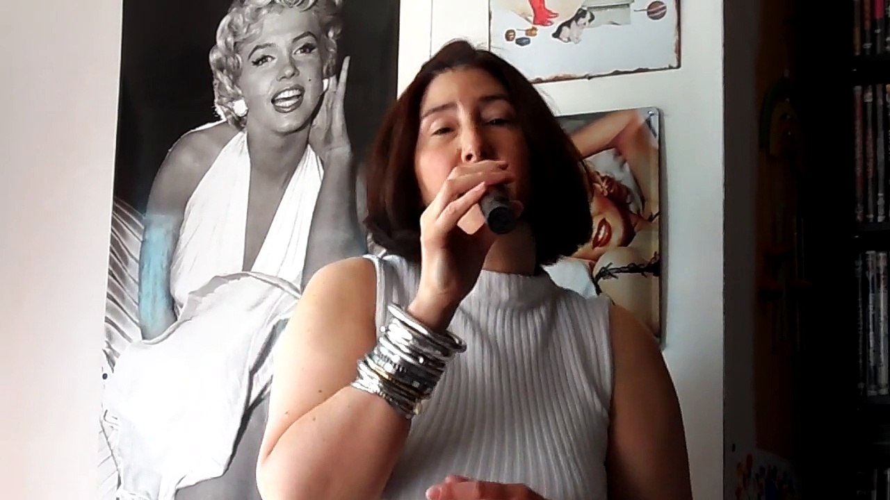 art syllivan   petite fille aux yeux bleu...