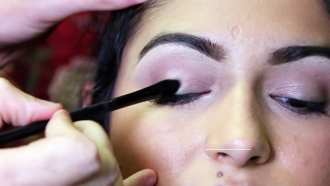 TIP 4 - Illamasqua 12 Tips of Christmas: Day to Night Eye Transformation!