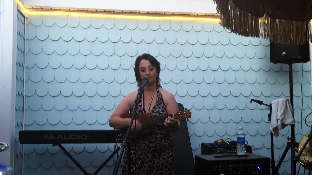 Sherrye--Derek-ask,-David-Duchovny-why-don't