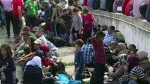 Hundreds of Syrians blocked from leaving Turkey