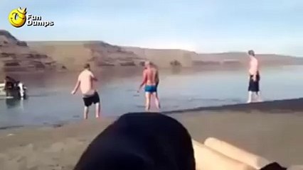 The girls laughs makes it