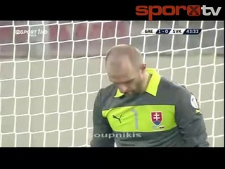 Slovakyalı kaleciden inanılmaz hata