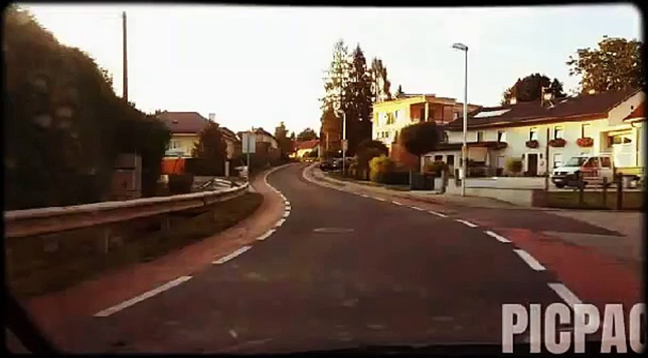 PICPAC Zeitraffer Autofahrr in Pasching