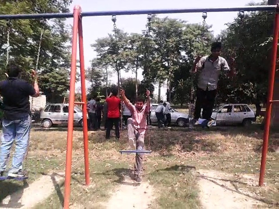 VID_20150913_123806.3gp