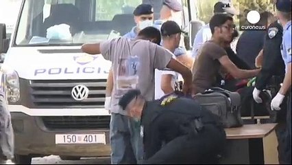 Migrants begin to arrive in Croatia in new route to the Schengen Zone
