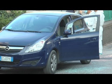 Terzigno (NA) - Uccide ex moglie e poi minaccia di morte i parenti, arrestato (15.09.15)