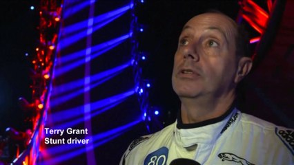 Rekord i ri gines, vozitje 360 shkallë me Jaguar