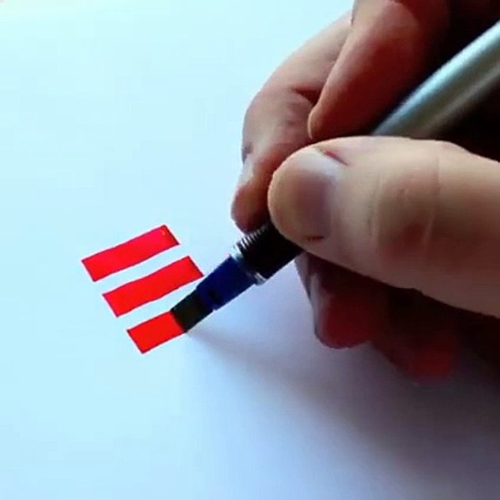 Kalem ile marka logolarını birebir çizmek..Müthiş.