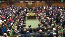 Premier face-à-face entre Corbyn et Cameron au Parlement britannique