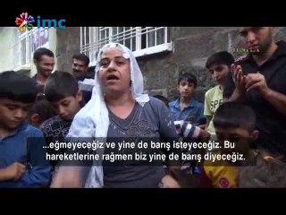 Surlu kadınlar sokağa çıkma yasağına tepki gösterdi