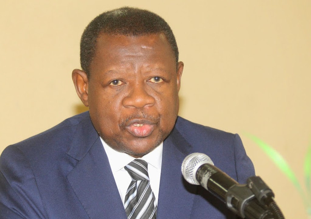 Mende annonce l'auto-exclusion de Kamitatu, Kyungu, Pierre Lumbi et autres de la Majorité Présidentielle