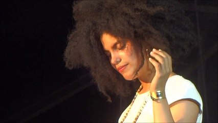 Ibeyi 07 live@Festival Fnac Live - Paris 2015