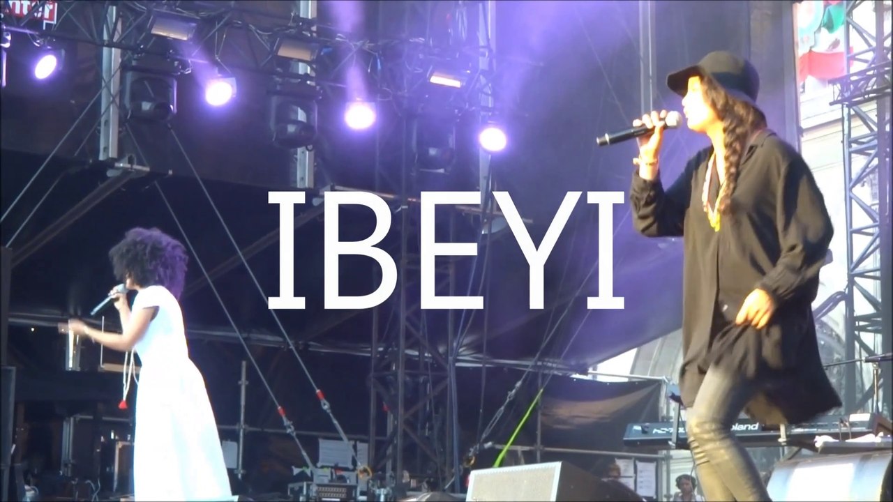 Ibeyi "River" live@Festival Fnac Live - Paris 2015