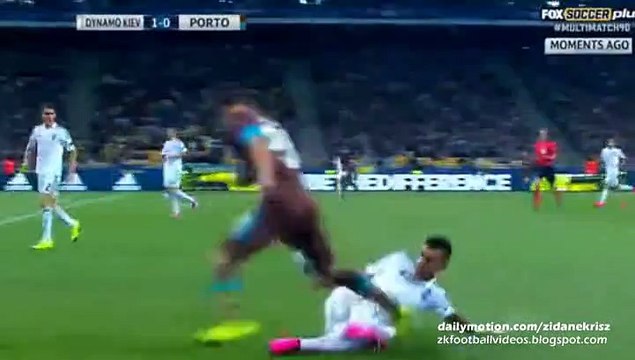 1-1 Vincent Aboubakar Amazing Goal - Dynamo Kyiv v. FC Porto 16.09.2015 HD
