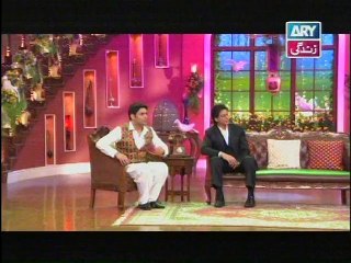 Dil Waly Dhulinia watching live  By SRK