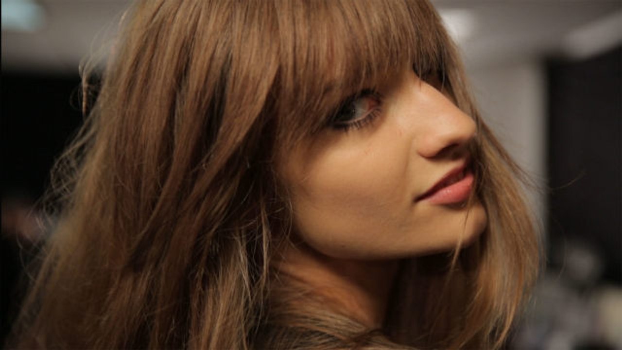 Style Setters | Sponsor Content - 60's Textured Blow Out w/ Bangs at Rebecca Minkoff Spring/Summer 2016 Show by TRESemmé