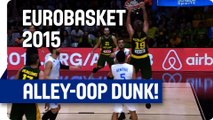 High-Flying Kuzminskas Rises to the Occasion - EuroBasket 2015