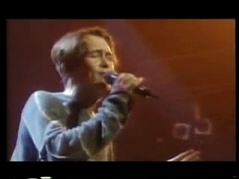 Take That - Everything Changes Live in Berlin - Talking Pt 1 (3)