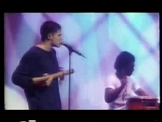 Take That -Everything Changes Live in Berlin - Wasting My Time (4)