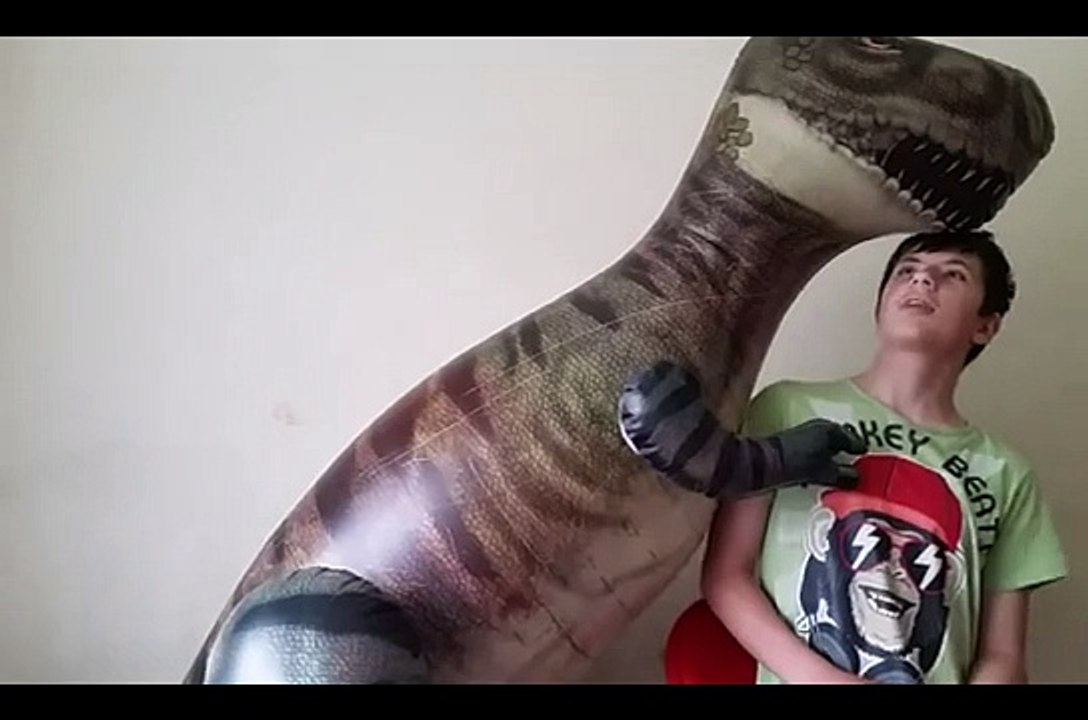 WWE-MOVES-ON-A-T-REX