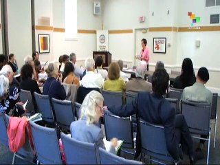 Obama Repeats Call to Lift Embargo, Activists Take Demand to Streets