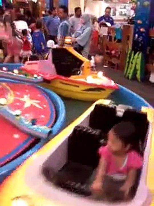 Main di citra land naik komedi putar