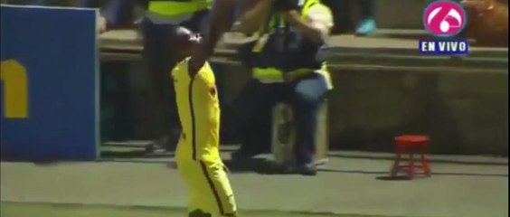 Darwin Quintero Second Goal ~ Walter Ferreti vs Club America 1-3