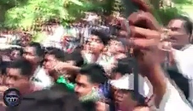 Sanjay Dutt SURRENDERS in TADA court - Video Dailymotion