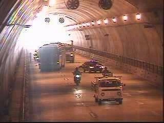 Moto - Accident dans 1 tunel