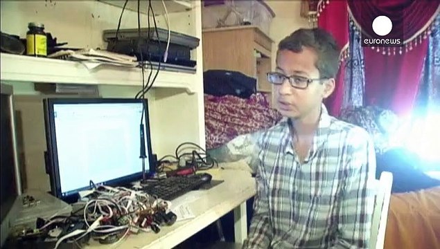 Texan schoolboy Ahmed Mohamed invited to the White House after his arrest over suspicious clock