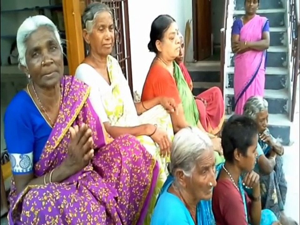 Happy Old Age Home in India - Donate Food for Destitute Elders