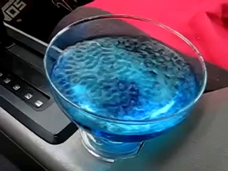 Вода и низкая частота звука