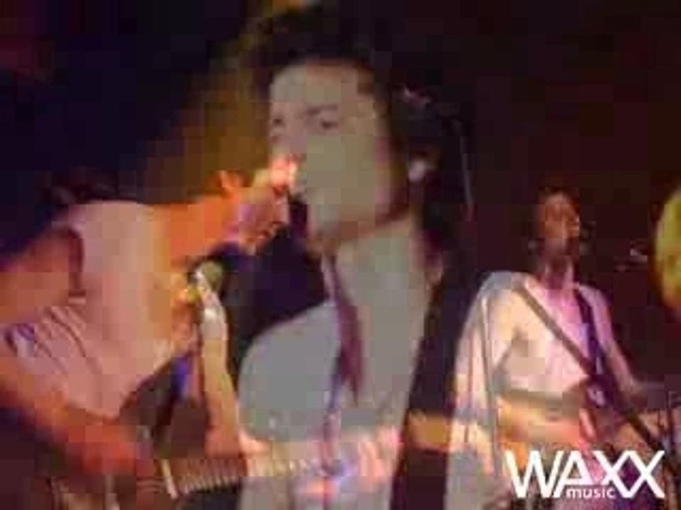 BB Brunes - J'Ecoute Les Cramps Live